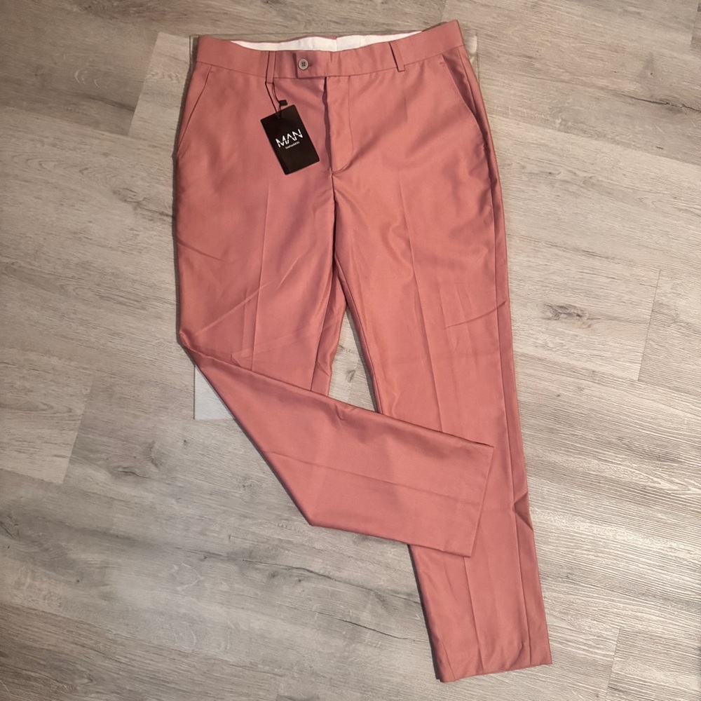 Boohoo Men Pink Dress Pants Cropped with Straight-Leg Design
